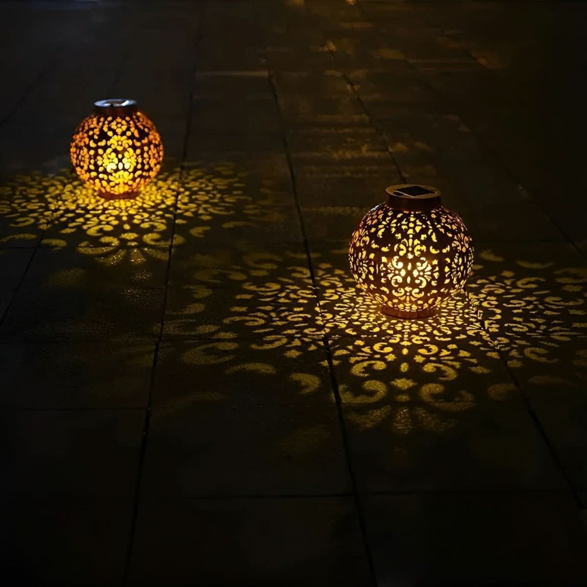 Solarna Lampa Ogrodowa w Stylu Vintage do Dekoracji Zewnętrznych