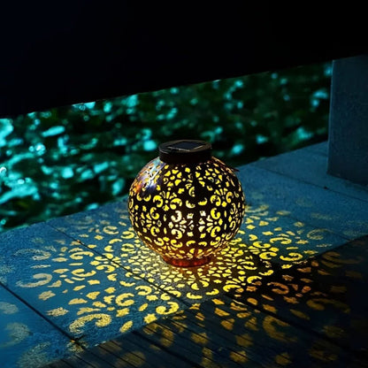 Solarna Lampa Ogrodowa w Stylu Vintage do Dekoracji Zewnętrznych