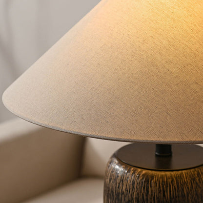Lampa podłogowa z oprawą E27, metalowo-ceramiczna konstrukcja, oświetlenie do wnętrz