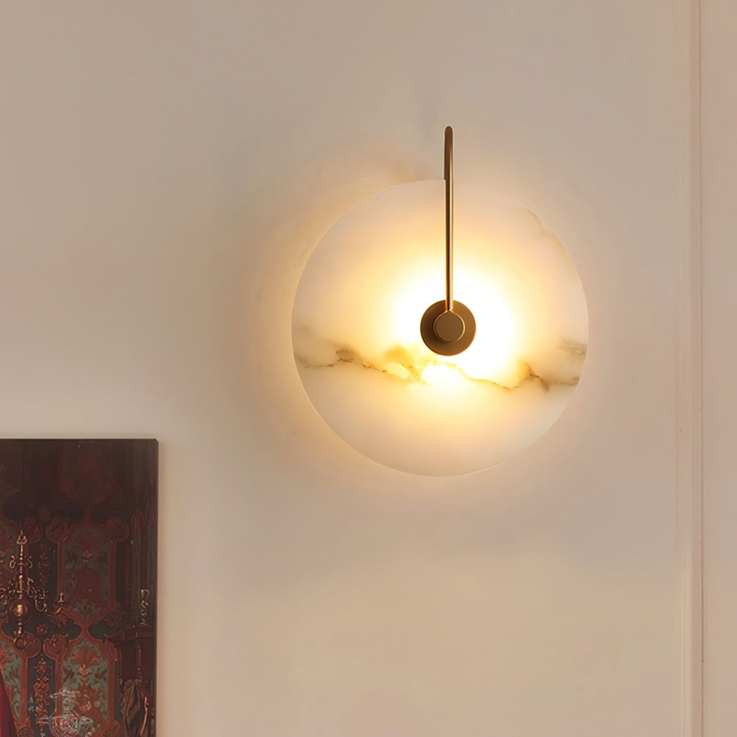 Alabaster wall light with a round shade