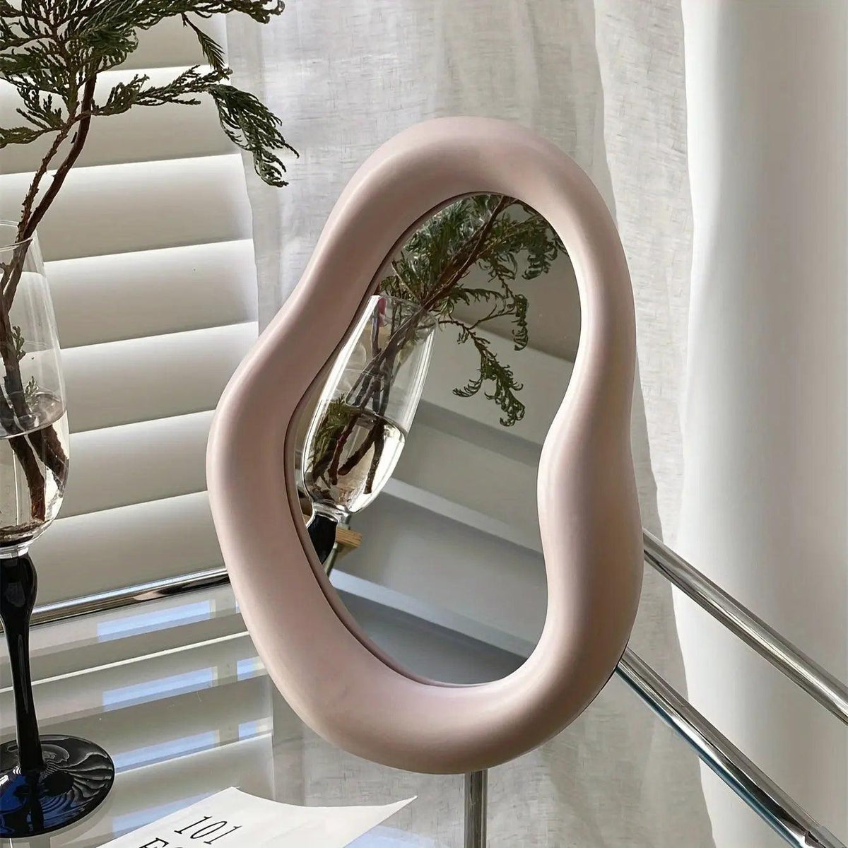 Irregular cosmetic mirror