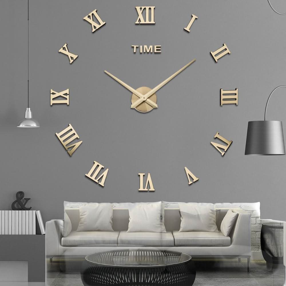 Horloge murale à chiffres romains