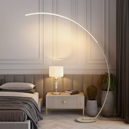 Lampa podłogowa LED 22W z zakrzywionym ramieniem, światło 2700K do wnętrz