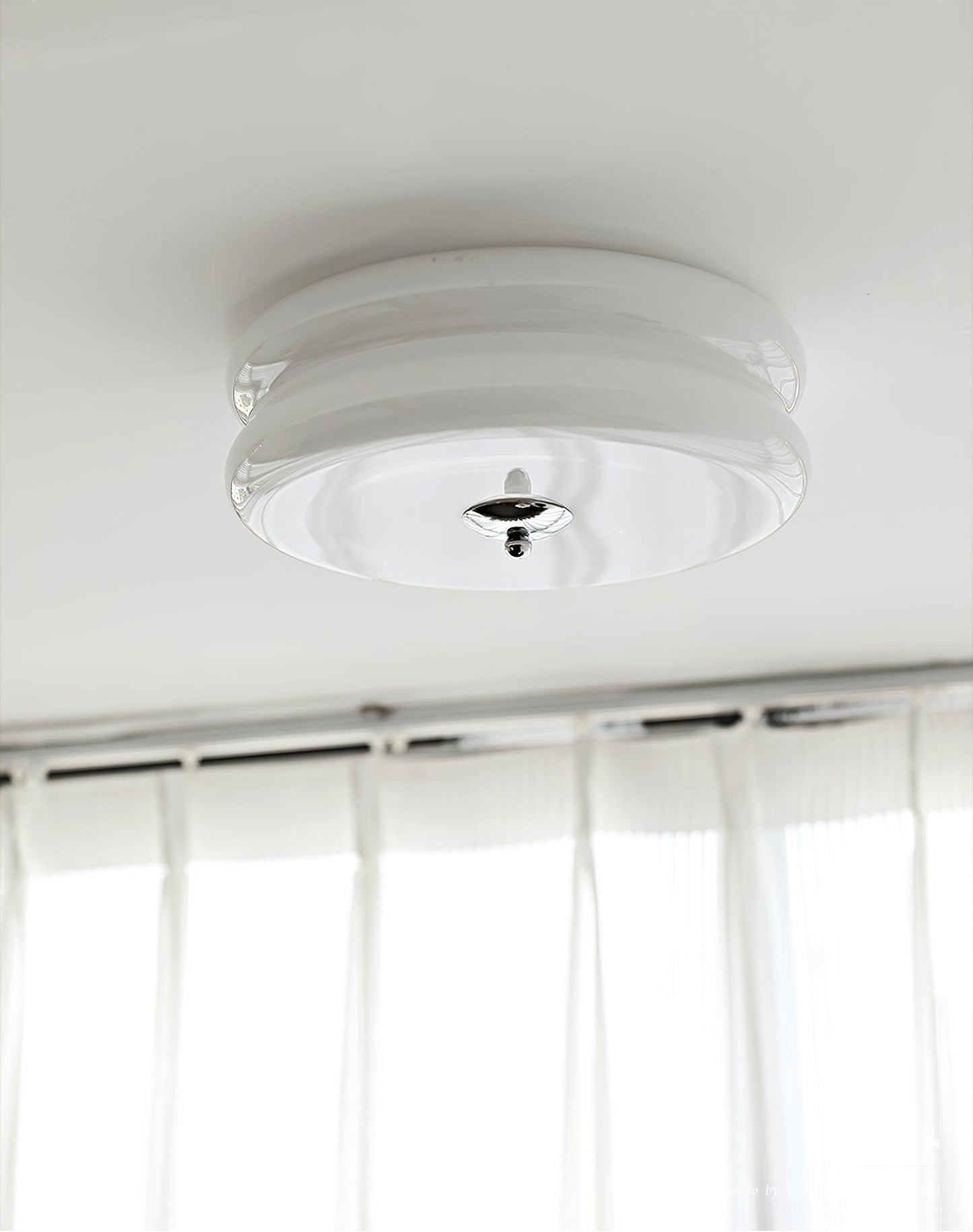 Art Deco Plafon LED z Geometrycznym Wzorem i Zintegrowanym Oświetleniem