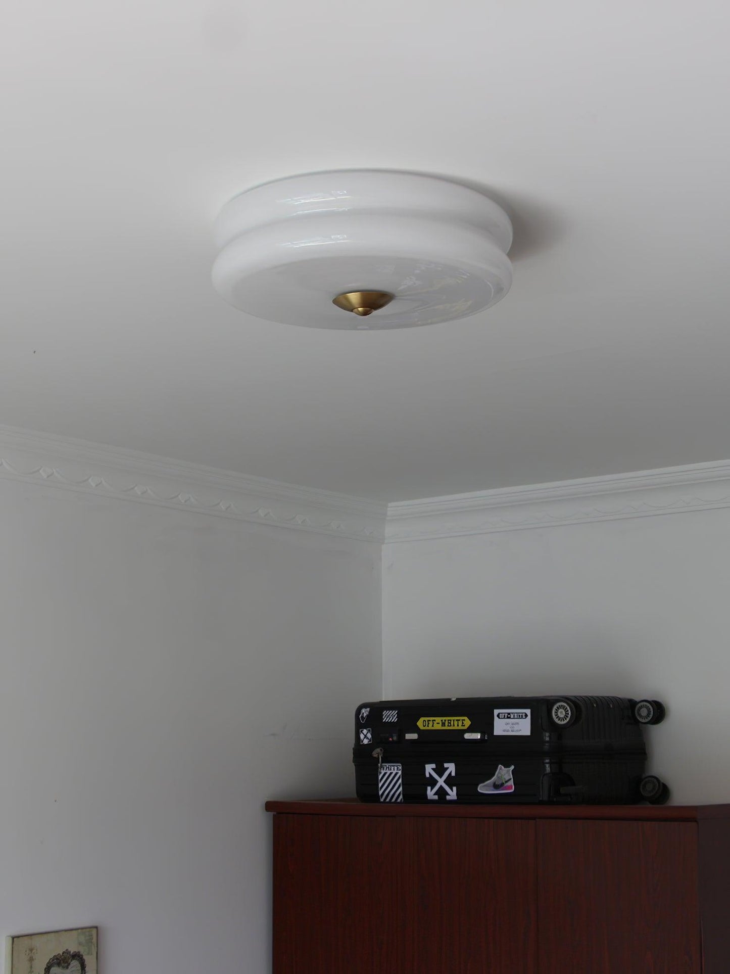 Art Deco Plafon LED z Geometrycznym Wzorem i Zintegrowanym Oświetleniem