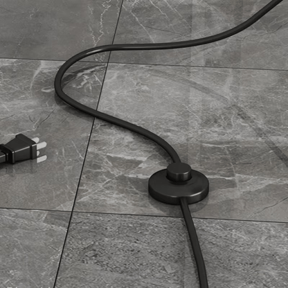 Lampa podłogowa LED z trzema punktami światła, oświetlenie 3–5 m²
