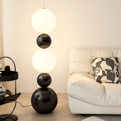 Lampa podłogowa LED z trzema punktami światła, oświetlenie 3–5 m²