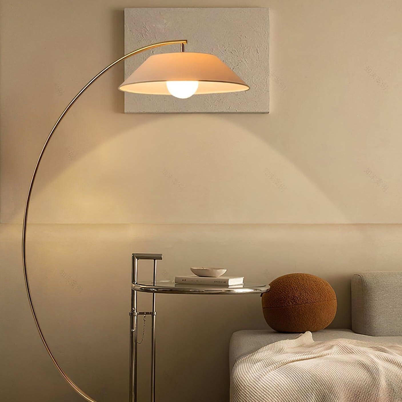 Lampa podłogowa E27 z materiałowym abażurem, szerokość 91 cm, wysokość 152 cm
