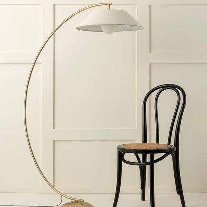 Lampa podłogowa E27 z materiałowym abażurem, szerokość 91 cm, wysokość 152 cm