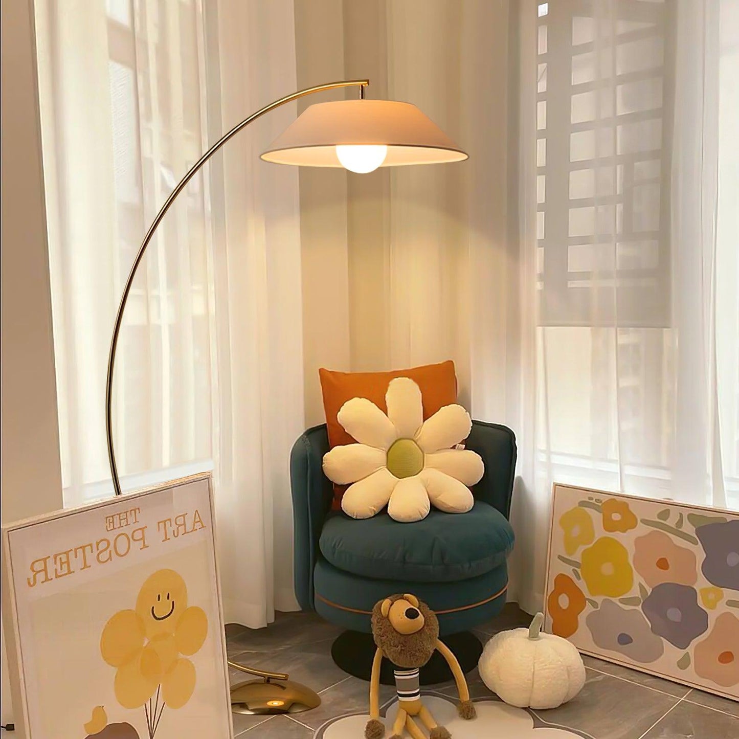 Lampa podłogowa E27 z materiałowym abażurem, szerokość 91 cm, wysokość 152 cm