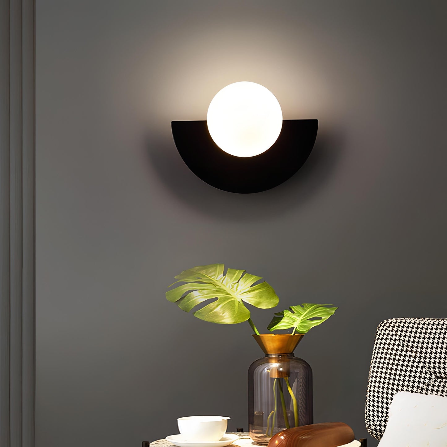 Kinkiet ścienny LED G9 półokrągły metalowy do oświetlenia wnętrz 3–5 m²