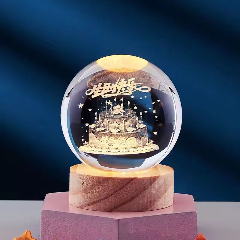 Lampka z grawerowaną kulą 3D