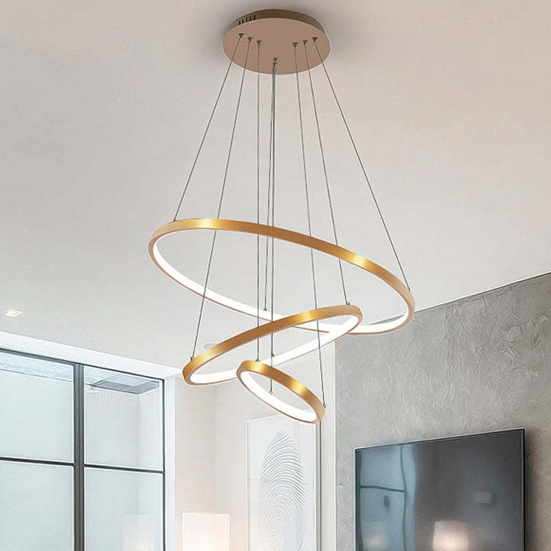 Lampa wisząca LED z trzema pierścieniami i pilotem do regulacji światła