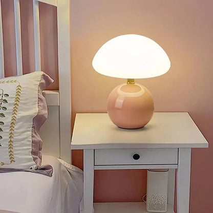 Lampa stołowa LED w kształcie grzyba z regulacją 3 barw światła i zasilaniem AC 220V