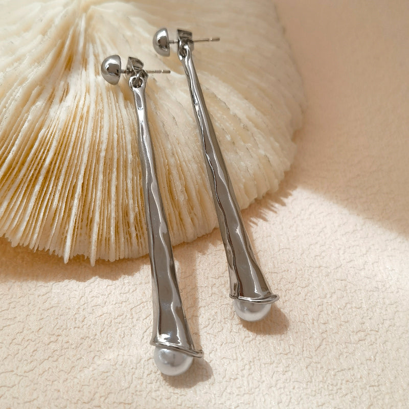 Longues boucles d’oreilles pendantes en forme de goutte