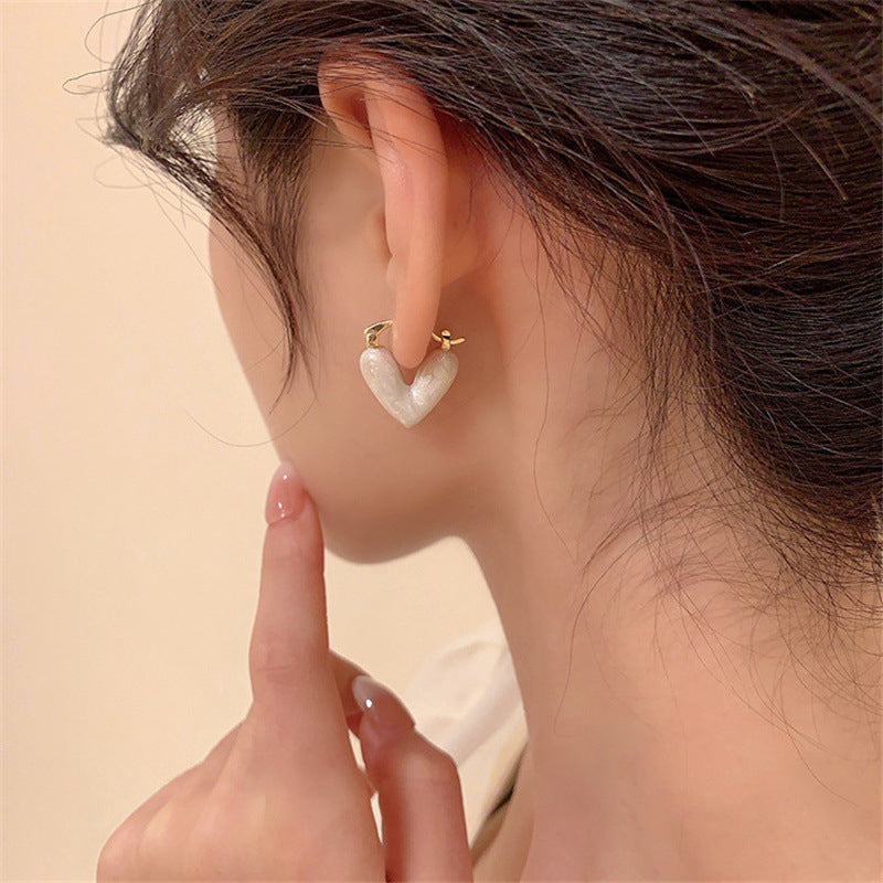 Boucles d’oreilles cœur avec pierres synthétiques