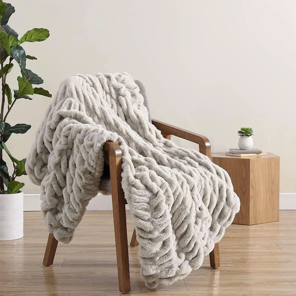 Plaid polaire doux et léger