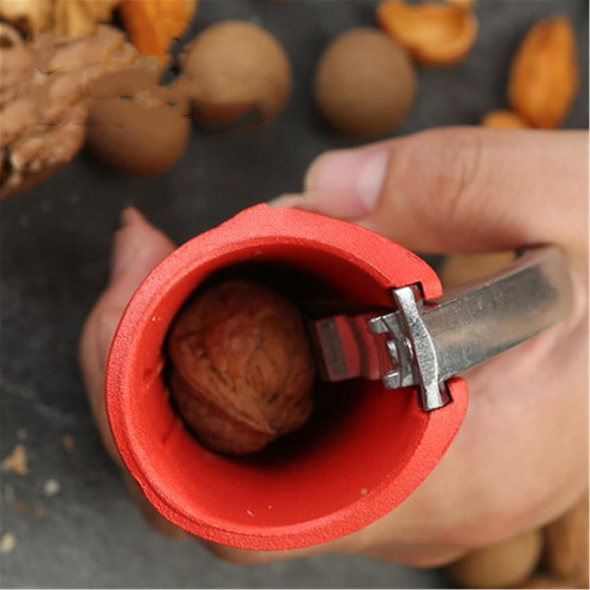 Lever nutcracker