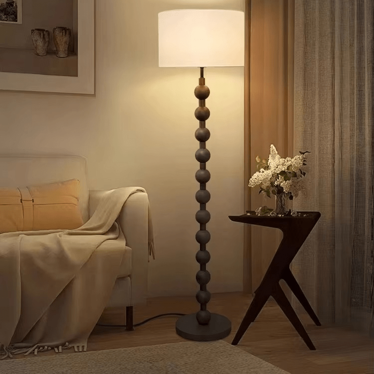 Lampa podłogowa w stylu Japandi z drewnianą konstrukcją i gwintem E27