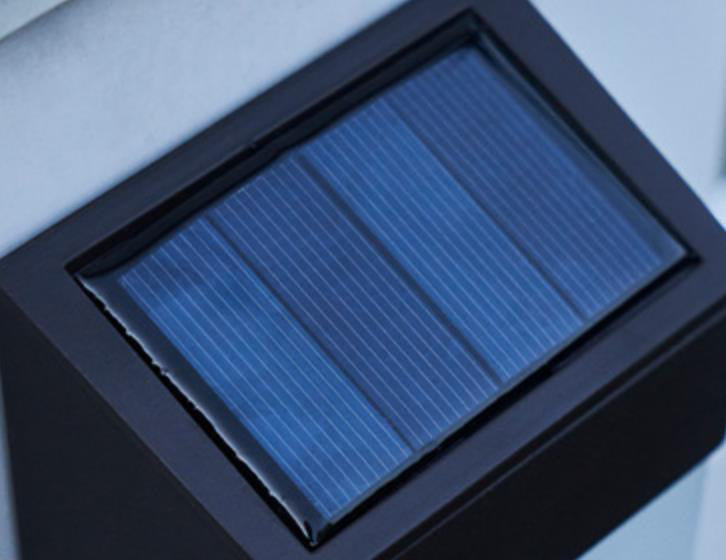 Solární nástěnné LED svítidlo