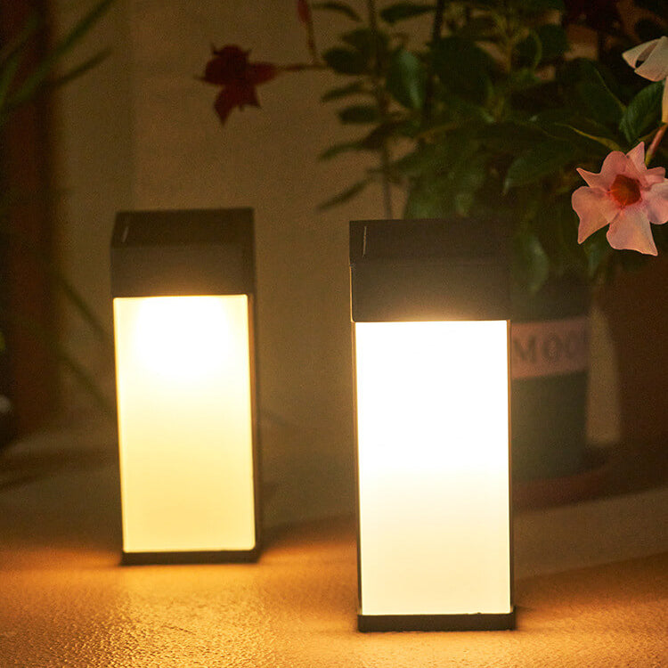 Solární nástěnné LED svítidlo