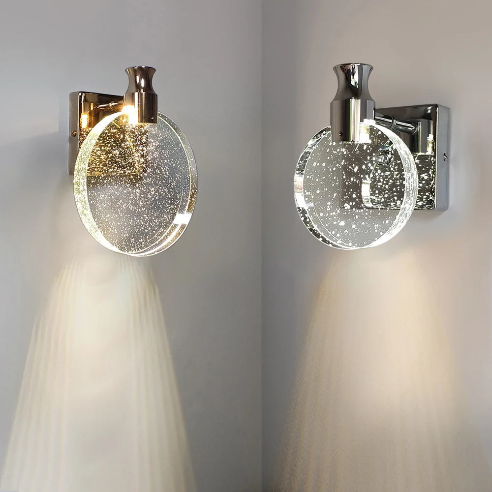 Nástěnné svítidlo se skleněným stínidlem LED