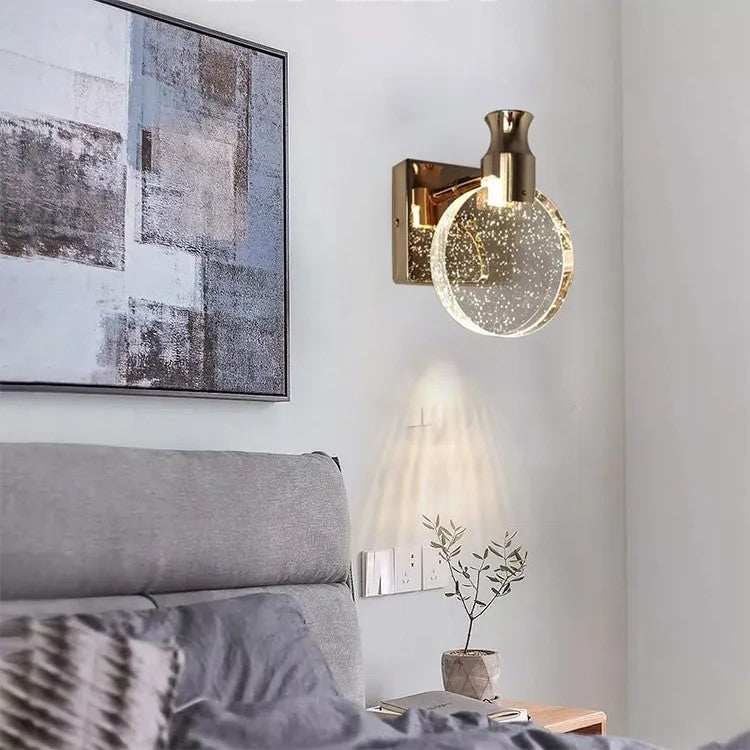 Nástěnné svítidlo se skleněným stínidlem LED