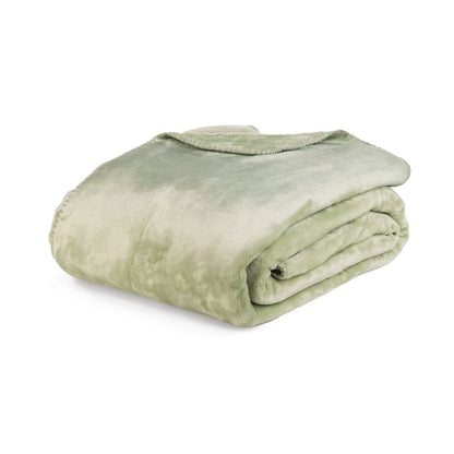 Blanket with a bound edge