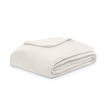 Blanket with a bound edge