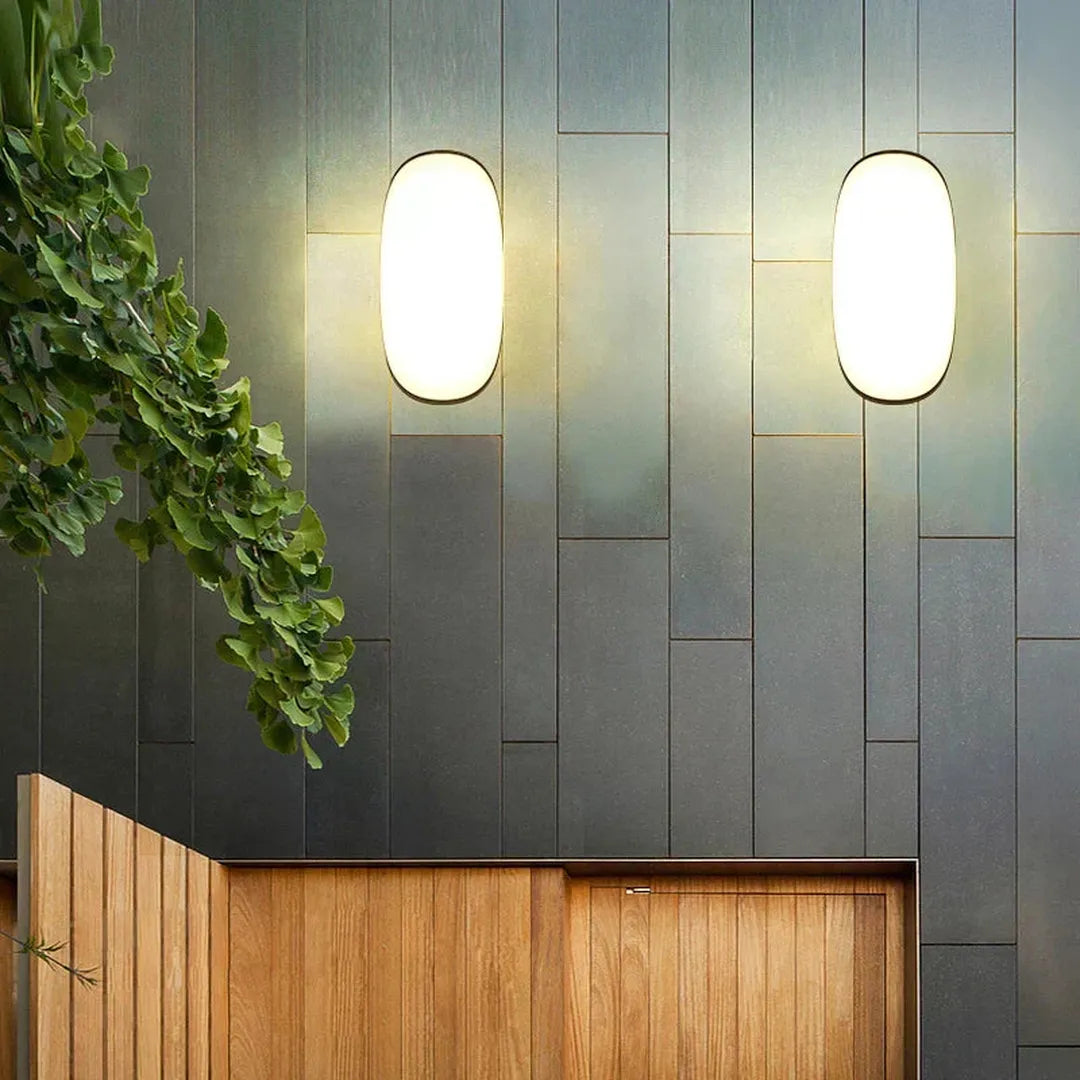 Outdoor LED wall lamp