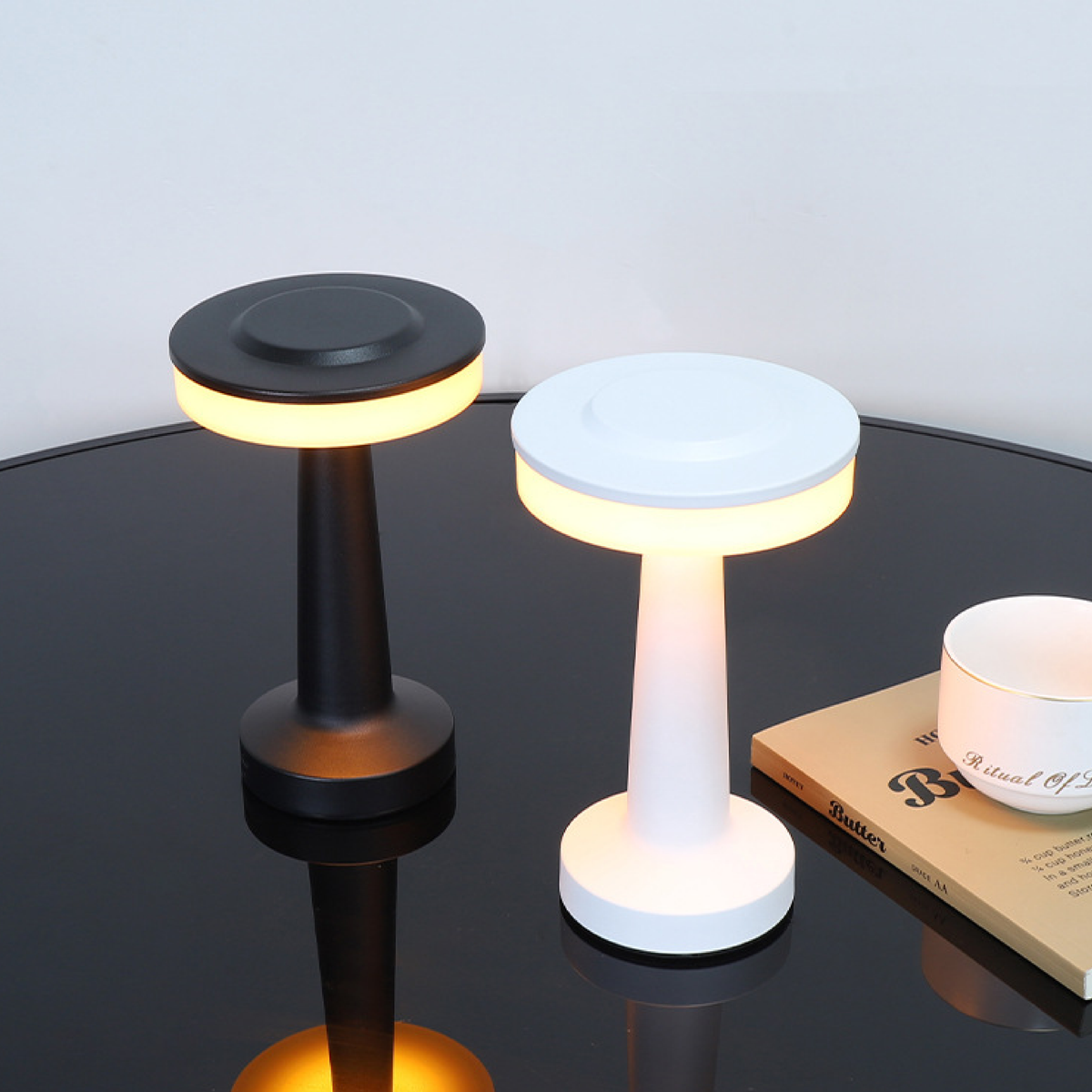 Bezdrátová stolní LED lampa