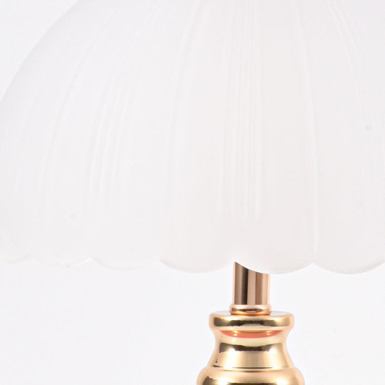 Lampa stołowa szklany klosz