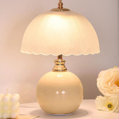 Lampa stołowa szklany klosz