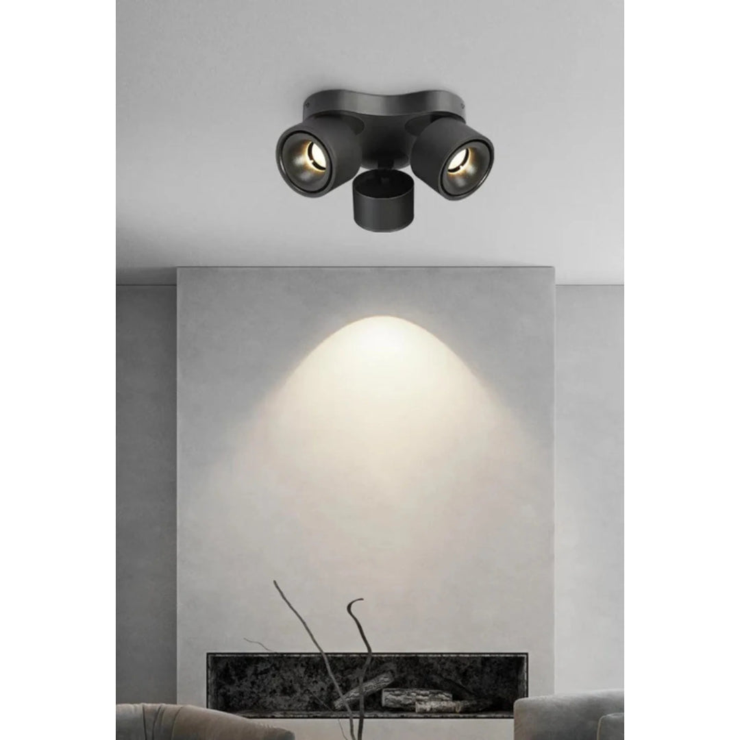 Stropní lampa se 3 reflektory