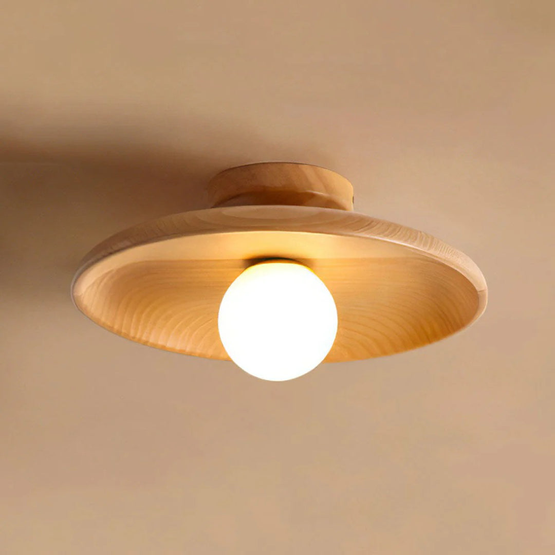Round wooden ceiling lamp
