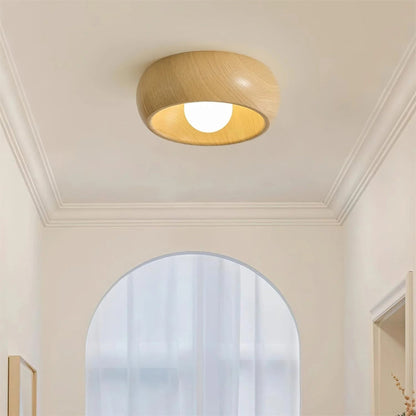 Round wood-effect ceiling lamp