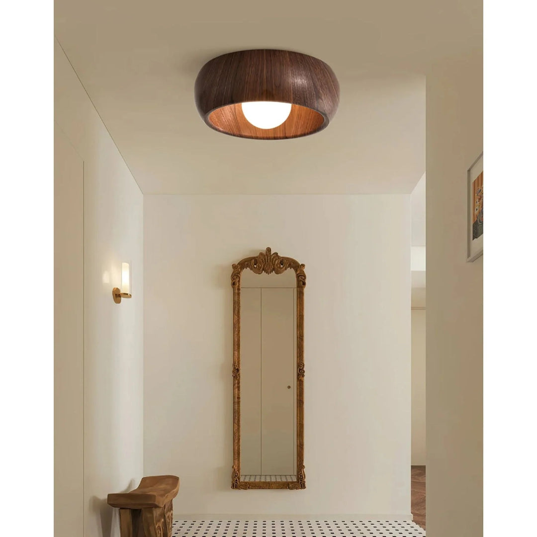 Round wood-effect ceiling lamp