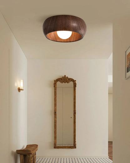 Round wood-effect ceiling lamp