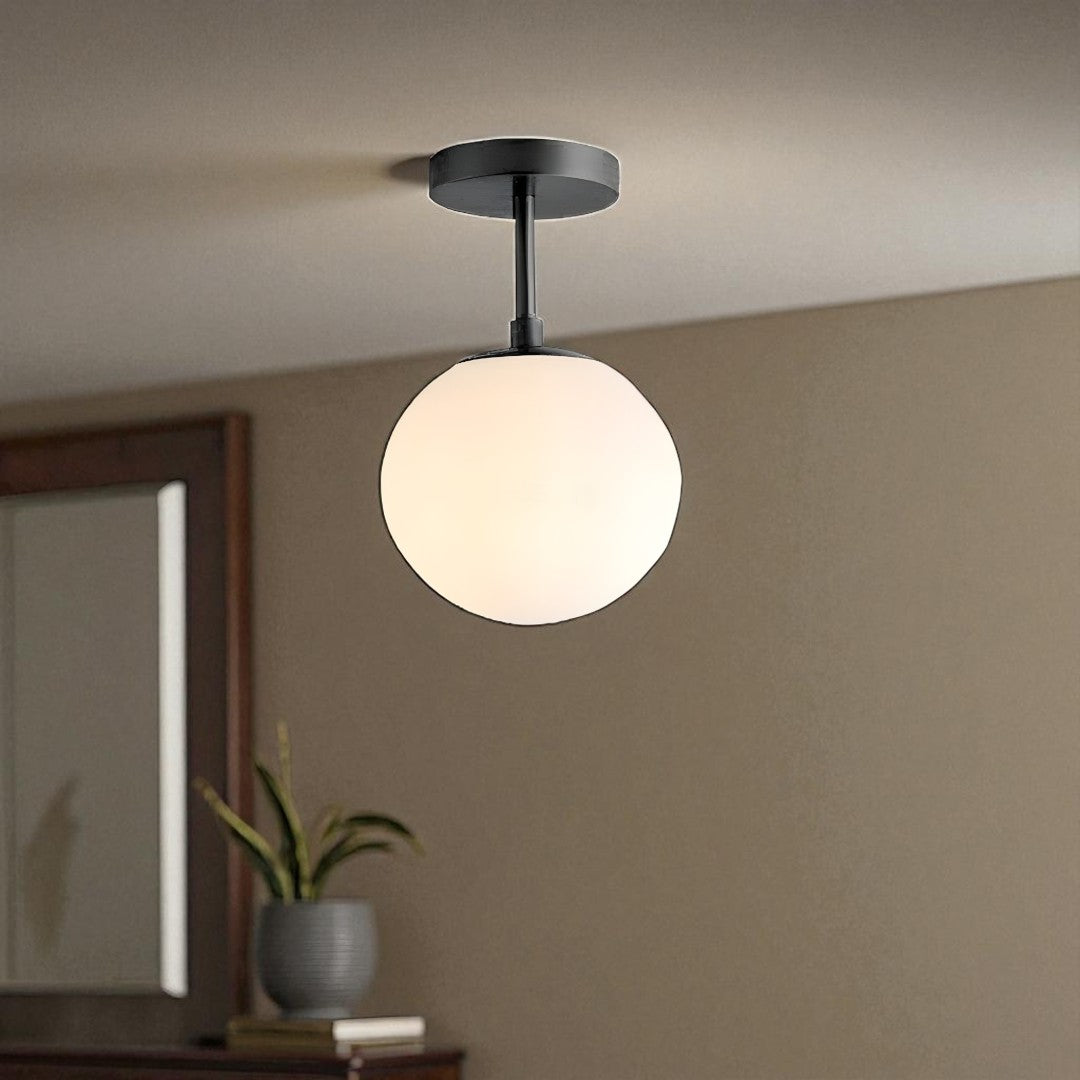 Stropní lampa se skleněnými koulemi