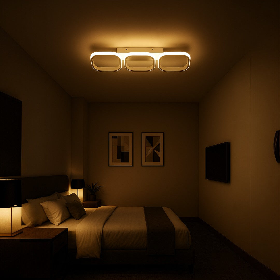 Stropní LED lampa se třemi stínidly