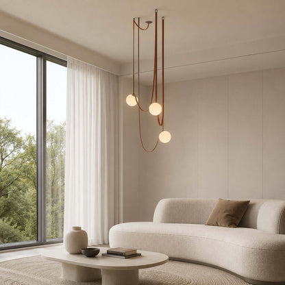 Stropní lampa s kulovitými stínidly