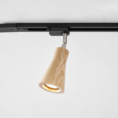 Lampa szynowa z drewnianymi kloszami