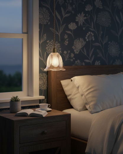 Flower shade pendant lamp