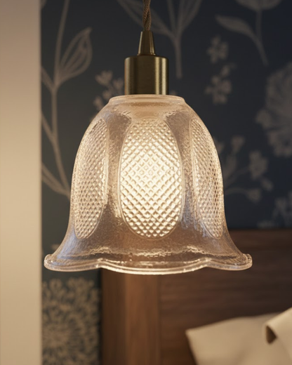Flower shade pendant lamp
