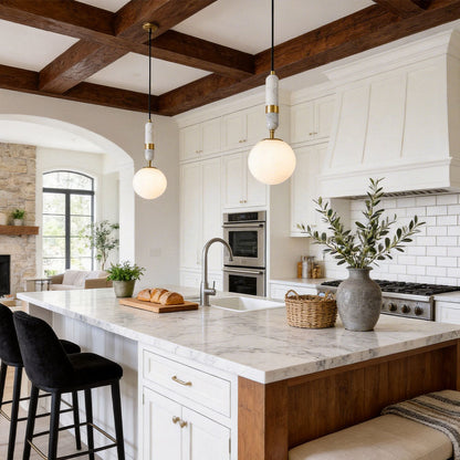 Globe pendant lamp