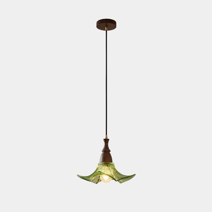 Flower-shaped pendant lamp