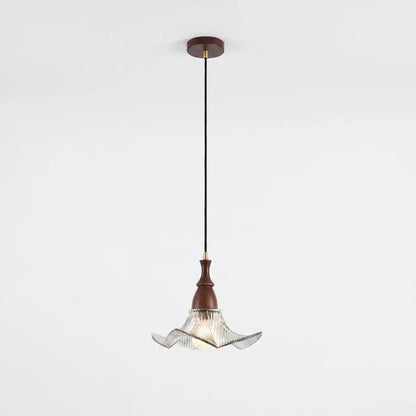 Flower-shaped pendant lamp
