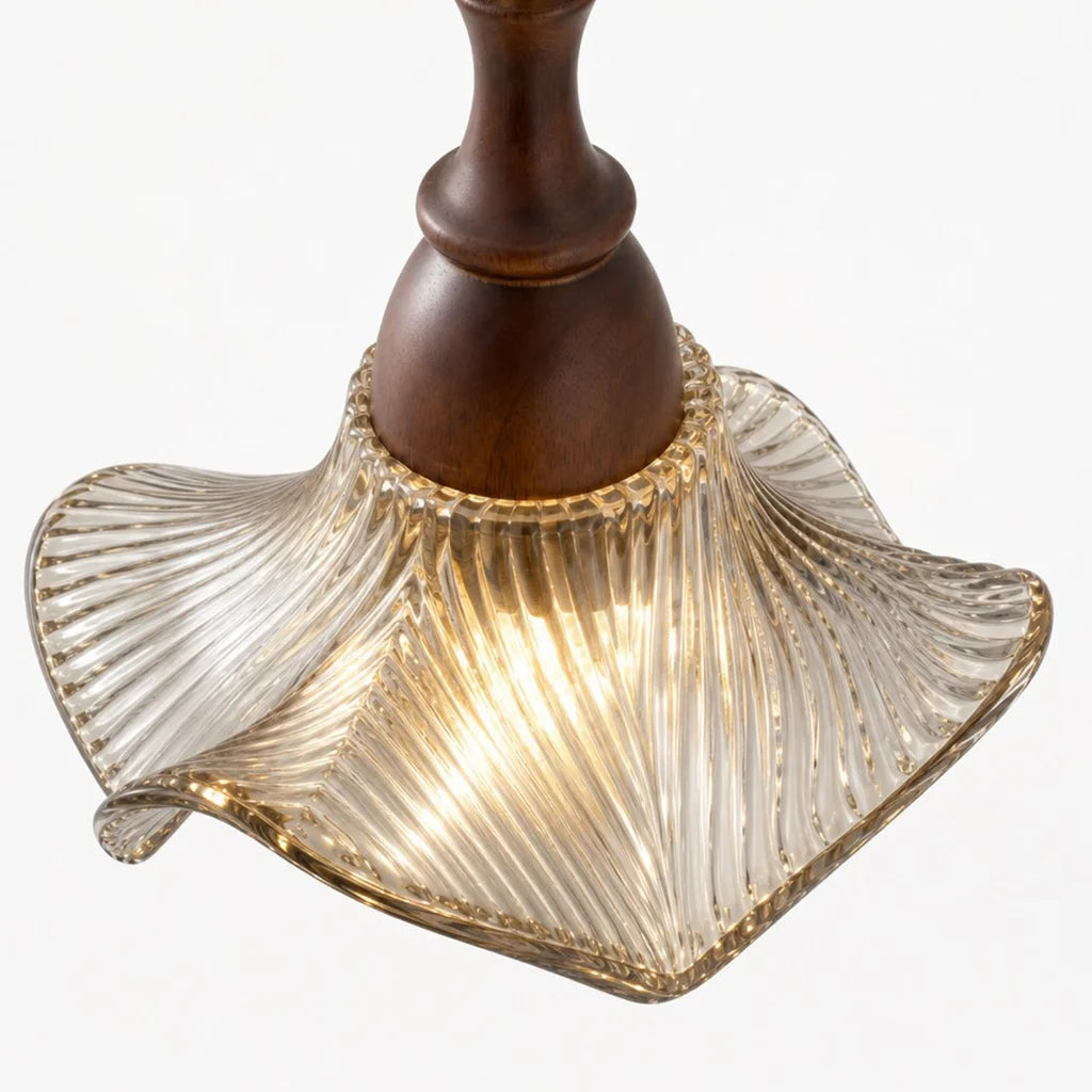 Flower-shaped pendant lamp