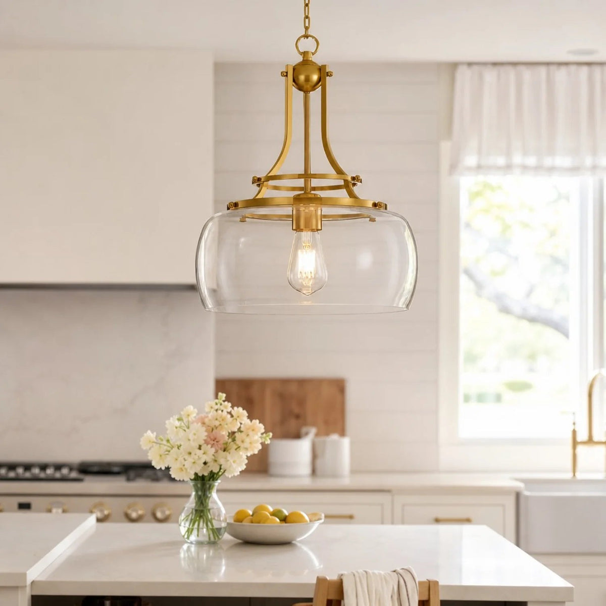 Glass pendant light