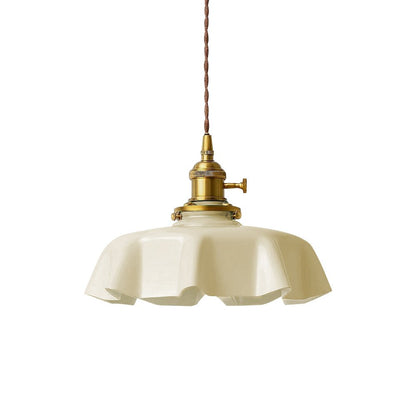 Závěsná lampa se skleněným stínidlem
